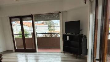 Apartment, 2 Bedrooms, Balcony | Room amenity
