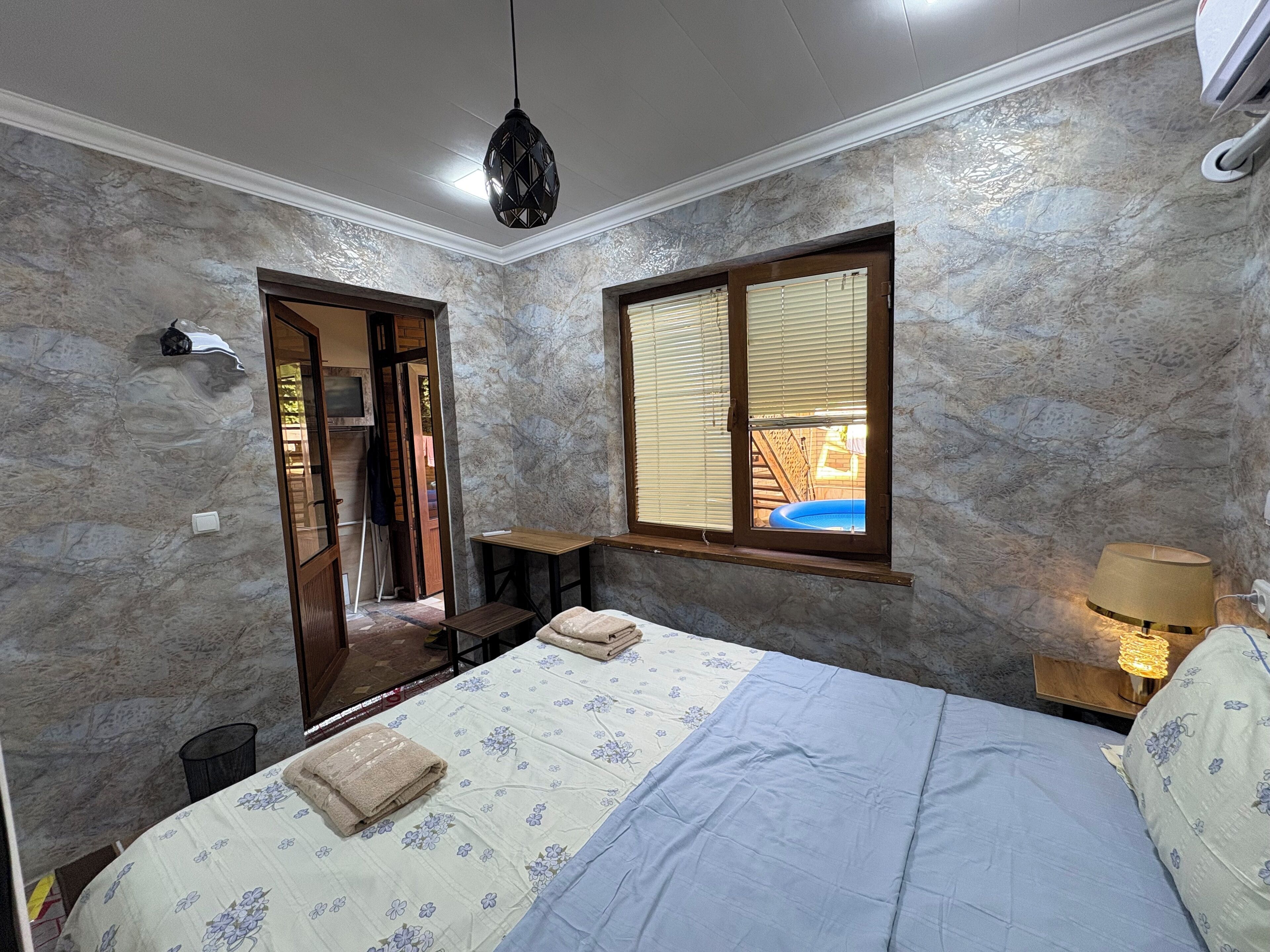 Comfort-Doppelzimmer, Blick auf den Innenhof | Kostenloses WLAN