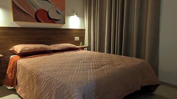 1 quarto, ferros/tábuas de passar roupa, Wi-Fi, roupa de cama