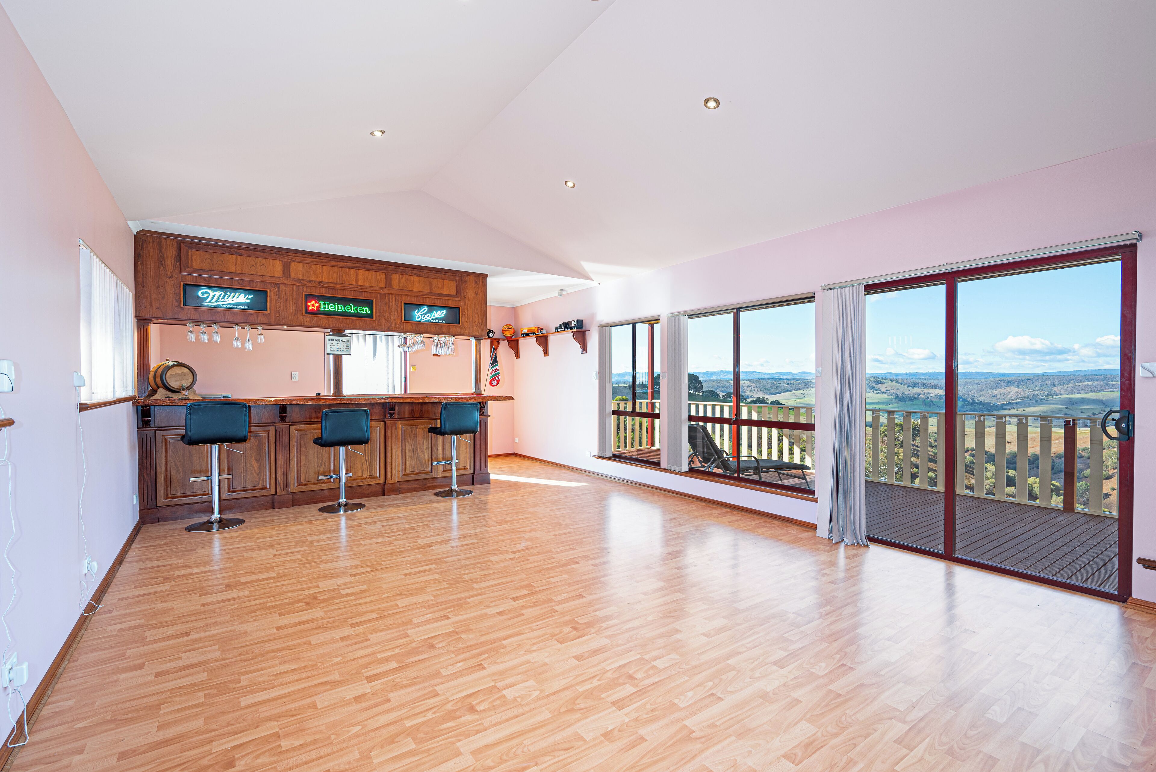 Panoramic House, Hill View | Interior