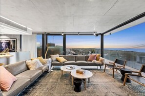 TV, fireplace, DVD player, books - Luxury Coastal Escape pool | sauna | cinema| views (Ocean Grove)