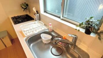 Comfort House, 3 Bedrooms | Private kitchen