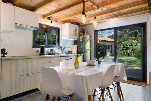 Chalet « Front de Mer » avec terrasse privée, jardin privé et Wi-Fi