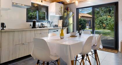 Chalet « Front de Mer » avec terrasse privée, jardin privé et Wi-Fi