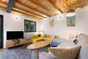 Télévision, table de tennis de table