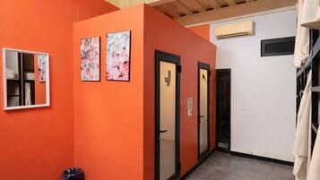 Comfort Shared Dormitory, Pool View | Interior