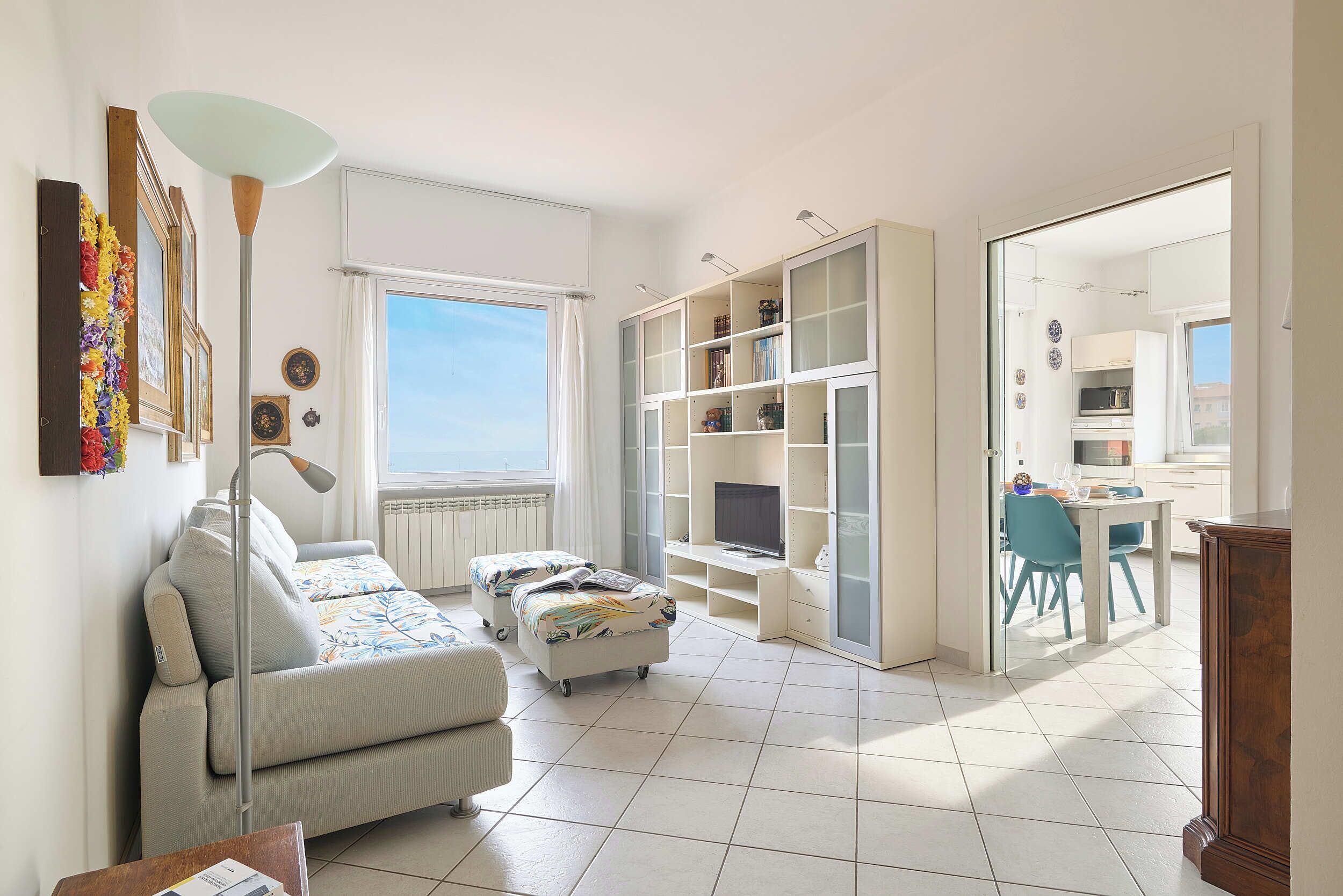 Apartment (2 Bedrooms) | Front of property