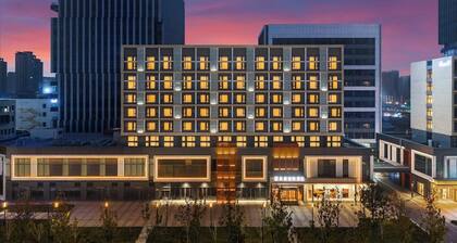 MEHOOD LESTIE Hotel(Xi'an Xixian Wuyue Plaza Afanggong South Metro Station Store)