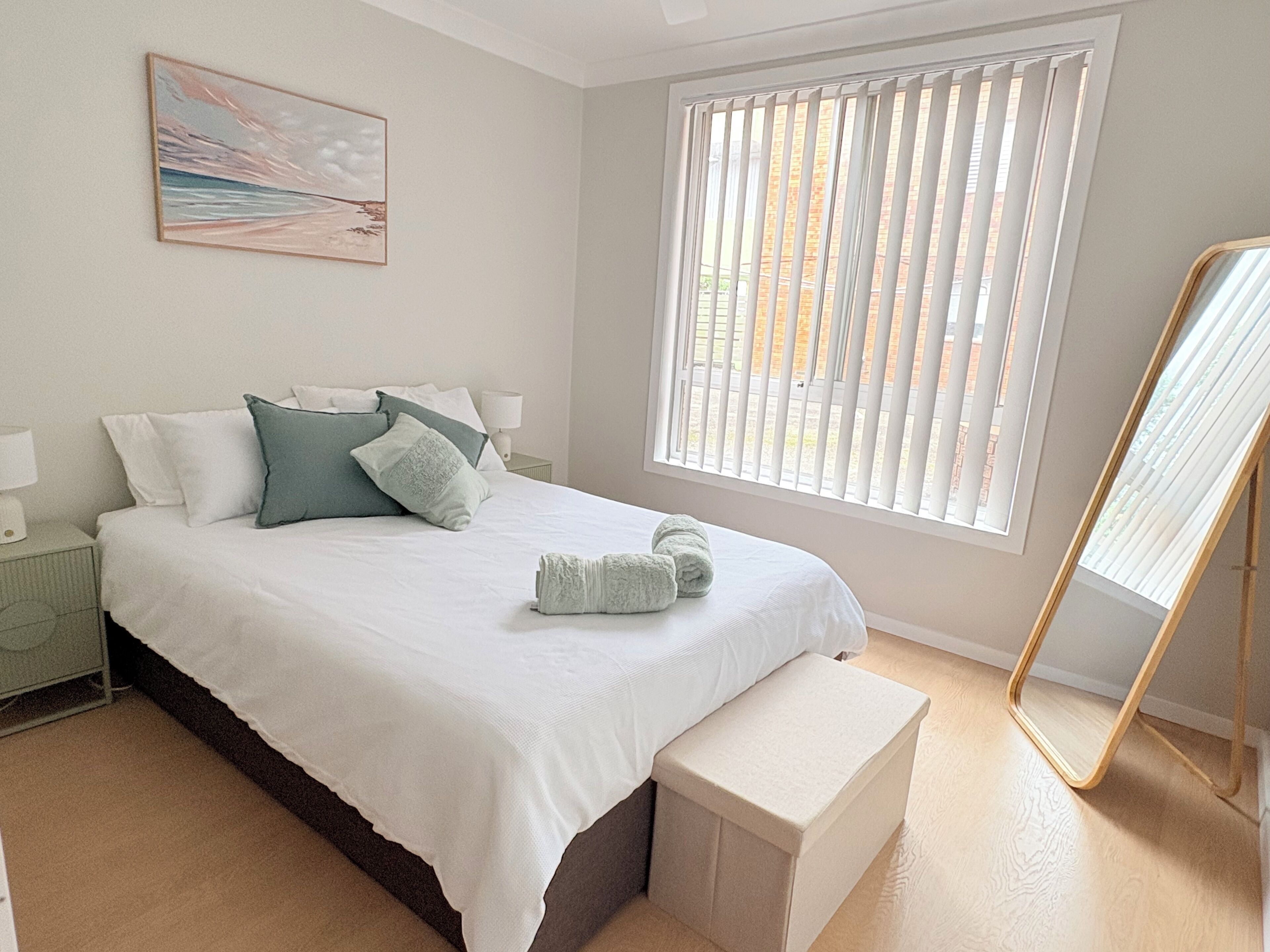 2 bedrooms, iron/ironing board, WiFi, bed sheets