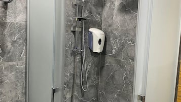 Double Room, City View | Bathroom