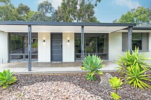Exterior detail - Home among the Gum Trees - free wine (Tea Tree Gully)