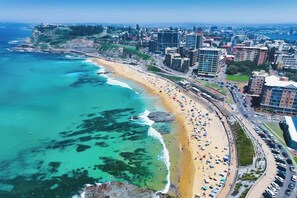 Beach nearby - Newcastle Beach CBD Apartment (Newcastle)
