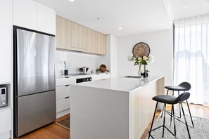 Private kitchen - Newcastle Harbour, 2-Apartments 4-Bed 4-Bath 2-Car (Wickham)