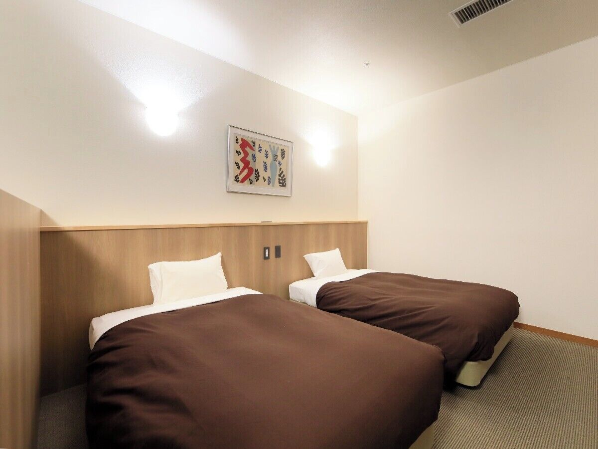 Quadruple Room, Mountain View | In-room safe, free WiFi, bed sheets