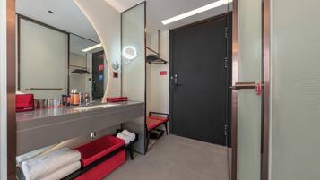 Habitación estándar doble, vistas a la ciudad | Interior