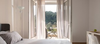 Les Oliviers - 1st Floor Studios by RentalsPro