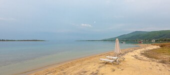 Tiamo Secrets - River Beach