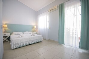 Room - Carmen Sea View 2 by RentalsPro Services (Sozopoli Chalkidiki)