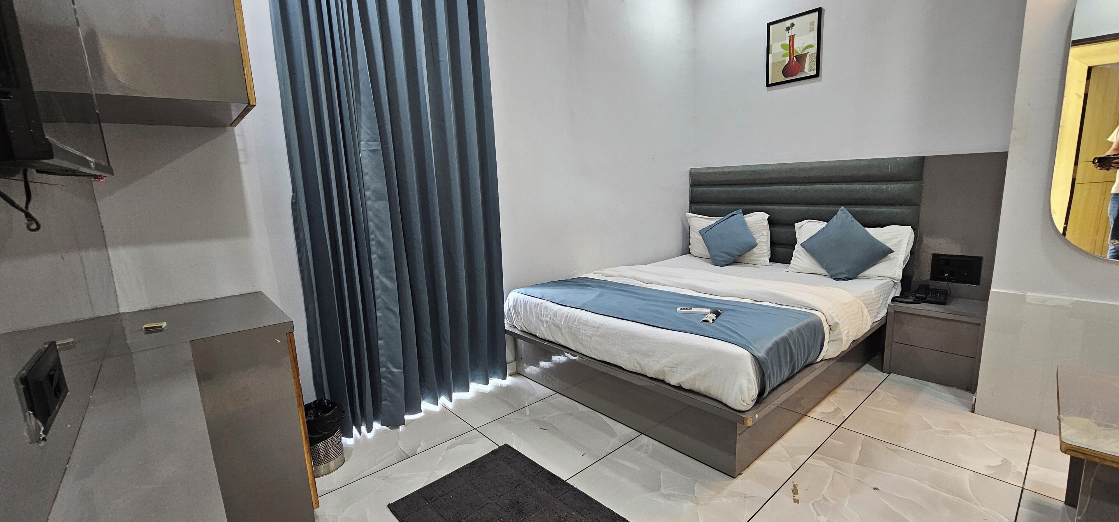 Deluxe Double Room, City View