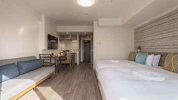 Family Suite (High Floor) Non Smoking | Premium bedding, laptop workspace, blackout curtains