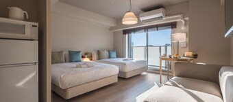 ESLEAD HOTEL Namba East