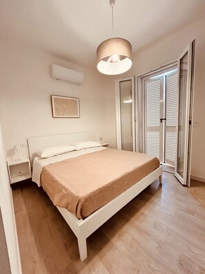 1 bedroom, iron/ironing board - Affittimoderni Castelsardo - Casa Marittima (Castelsardo)