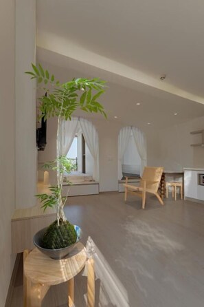 Quarto premium, sacada, vista para a cidade | Parte interna