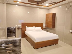 Room - Hotel Grand Inn (Warangal)