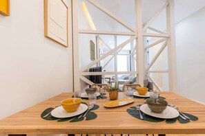 Dining - Charming 2 Bedroom Apartment at Bairro Alto (Lisboa)