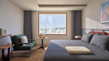 Kamar Deluks, pemandangan kota