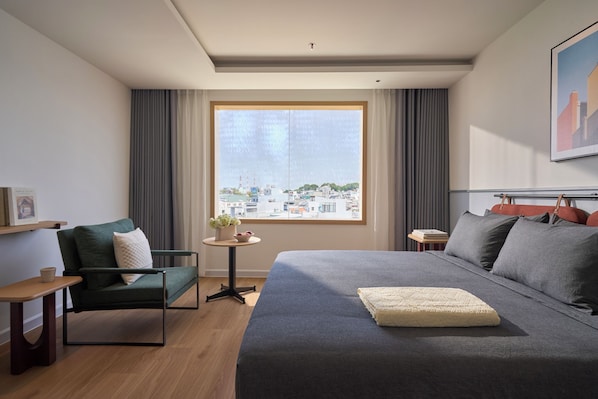 Deluxe Room, City View - Express by M Village Hoang Viet (Ho Chi Minh)