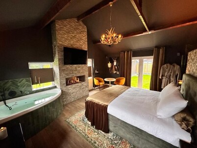 Wellness Tuin  Luxury Suites & Lodges