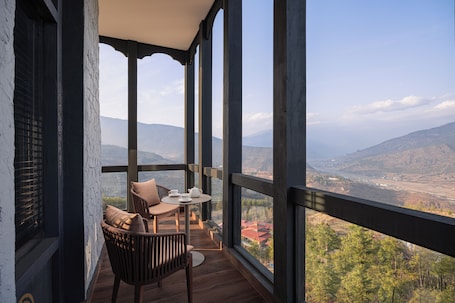 Terraza o patio. Dawa At Hilltop By Heeton Paro Bhutan