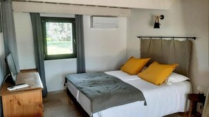 Deluxe-Studio, Terrasse, Blick auf den Innenhof