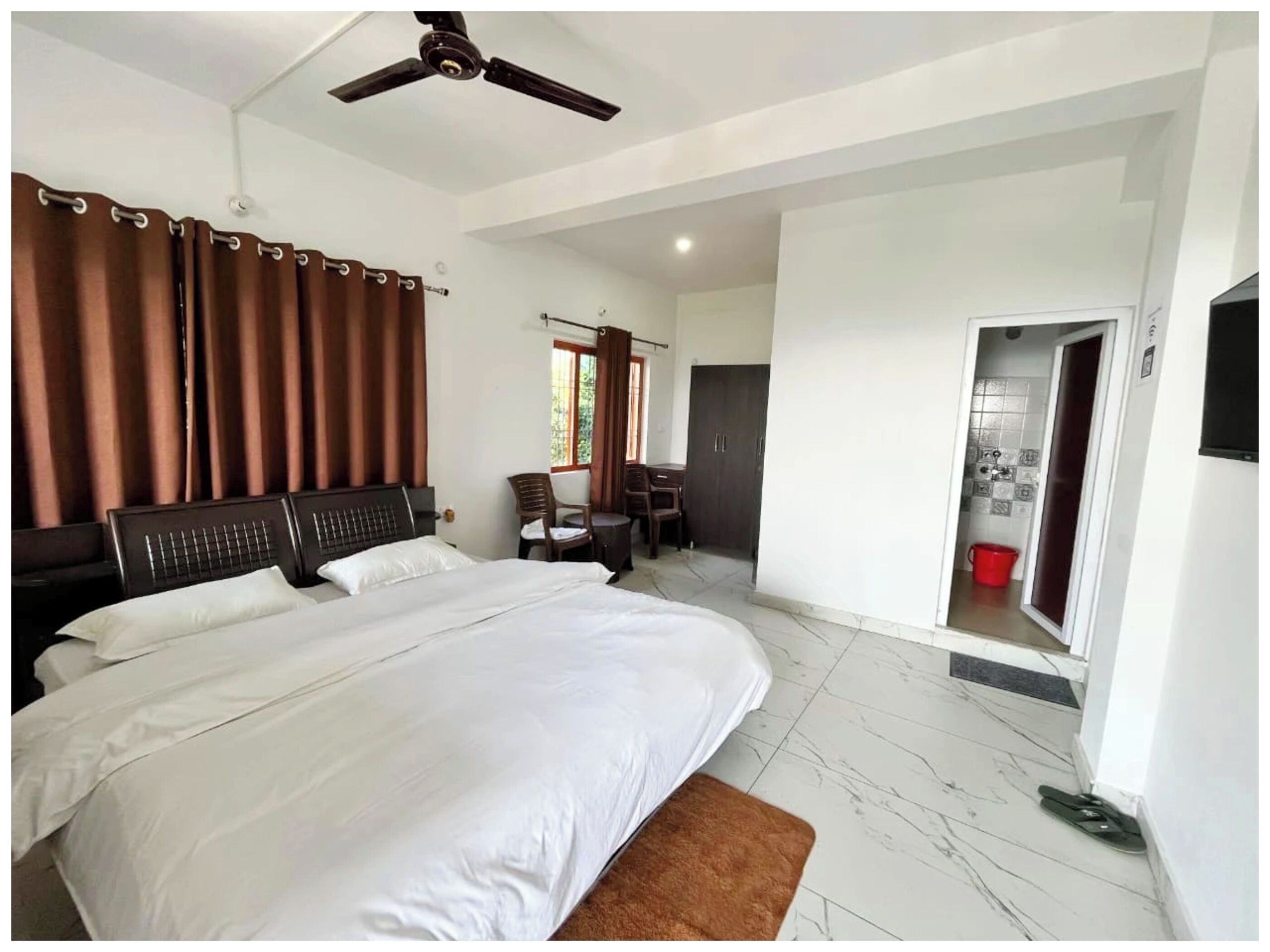 Quarto casal luxo, sacada | Vista do quarto