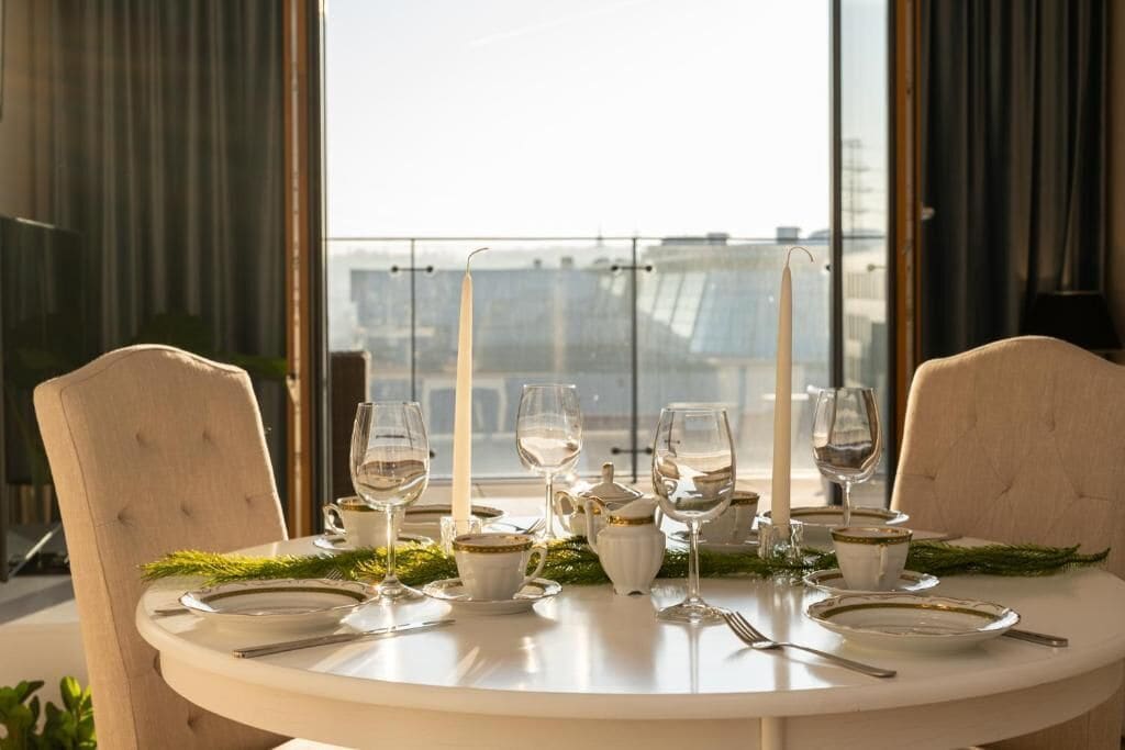 Deluxe Apartment, Balcony | Dining