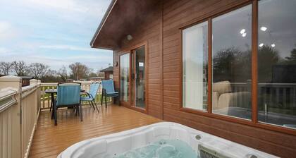 Host & Stay | GRE46 Rowan Lodge