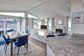 Interior - Host & Stay | Oakmont Lodge 4 (Pocklington,)