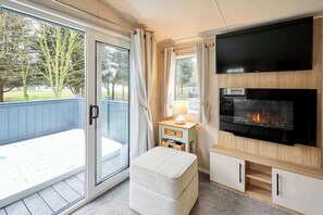 Living area - Host & Stay | Blossom Lodge (Pocklington)