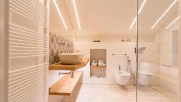 Nevegal | Bathroom