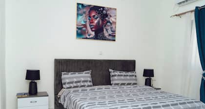 Splendide T3 Ă Libreville | Luxe | Grand lit | Balcon | Parking