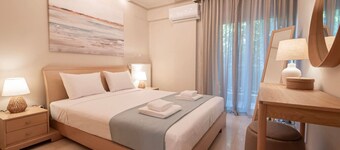 Ivory Cozy Home by RentalsPro - Nea Moudania