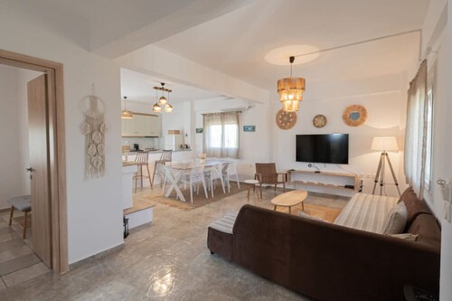 Villa Elia by RentalsPro - Olynthos