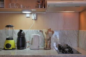 Private kitchen - SeafrontView · Cozy T1 Apartment - 3 (Praia)