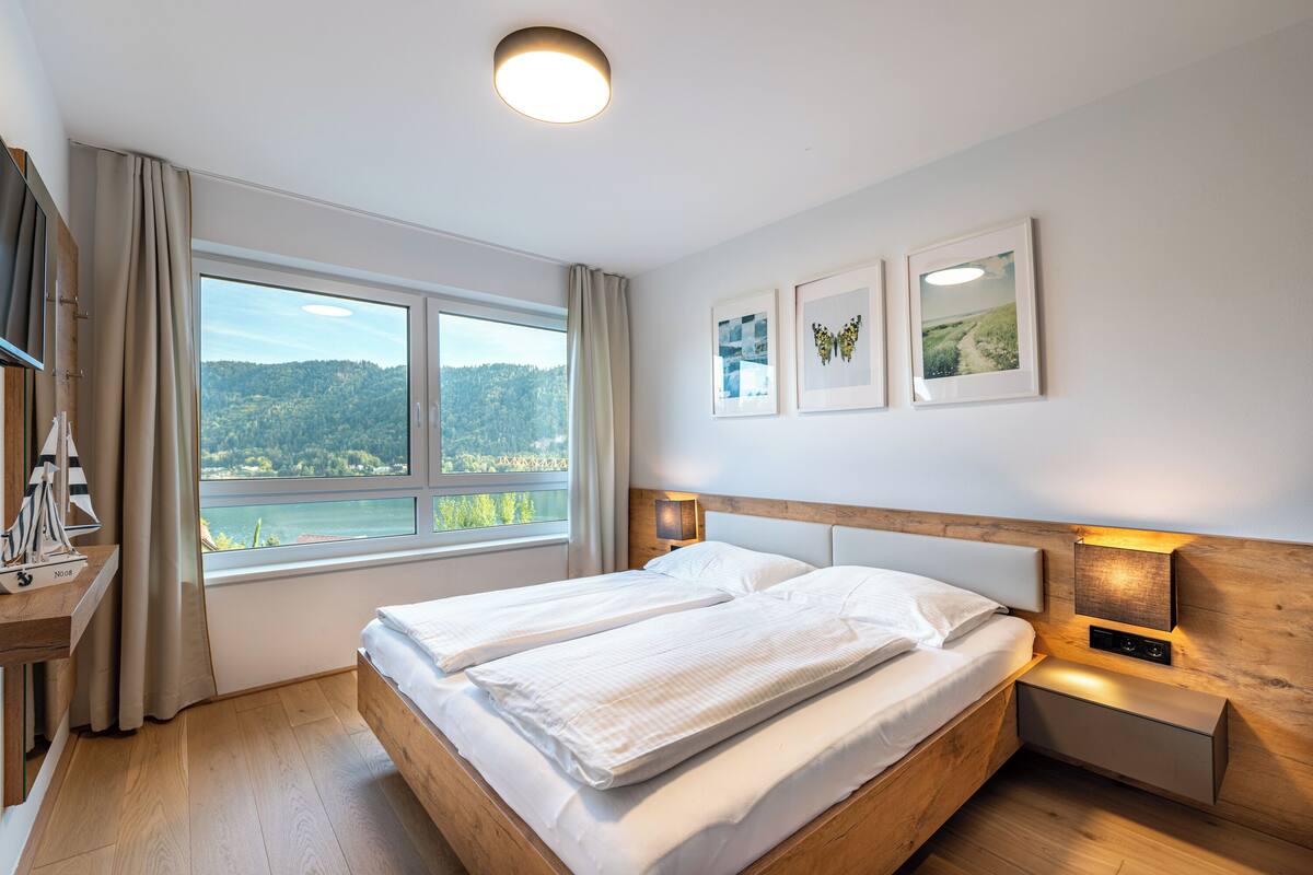 Lake Panorama Apartment 21 / Alpe Maritima / Gerlitzen / Ossiachersee | 高級寢具、客房內保險箱、筆電工作空間、熨斗/熨衣板