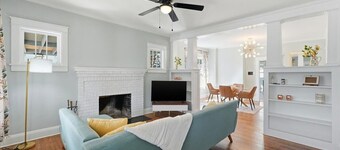 Historic Lemon Porch: Walk to Lake Mirror & Downtown