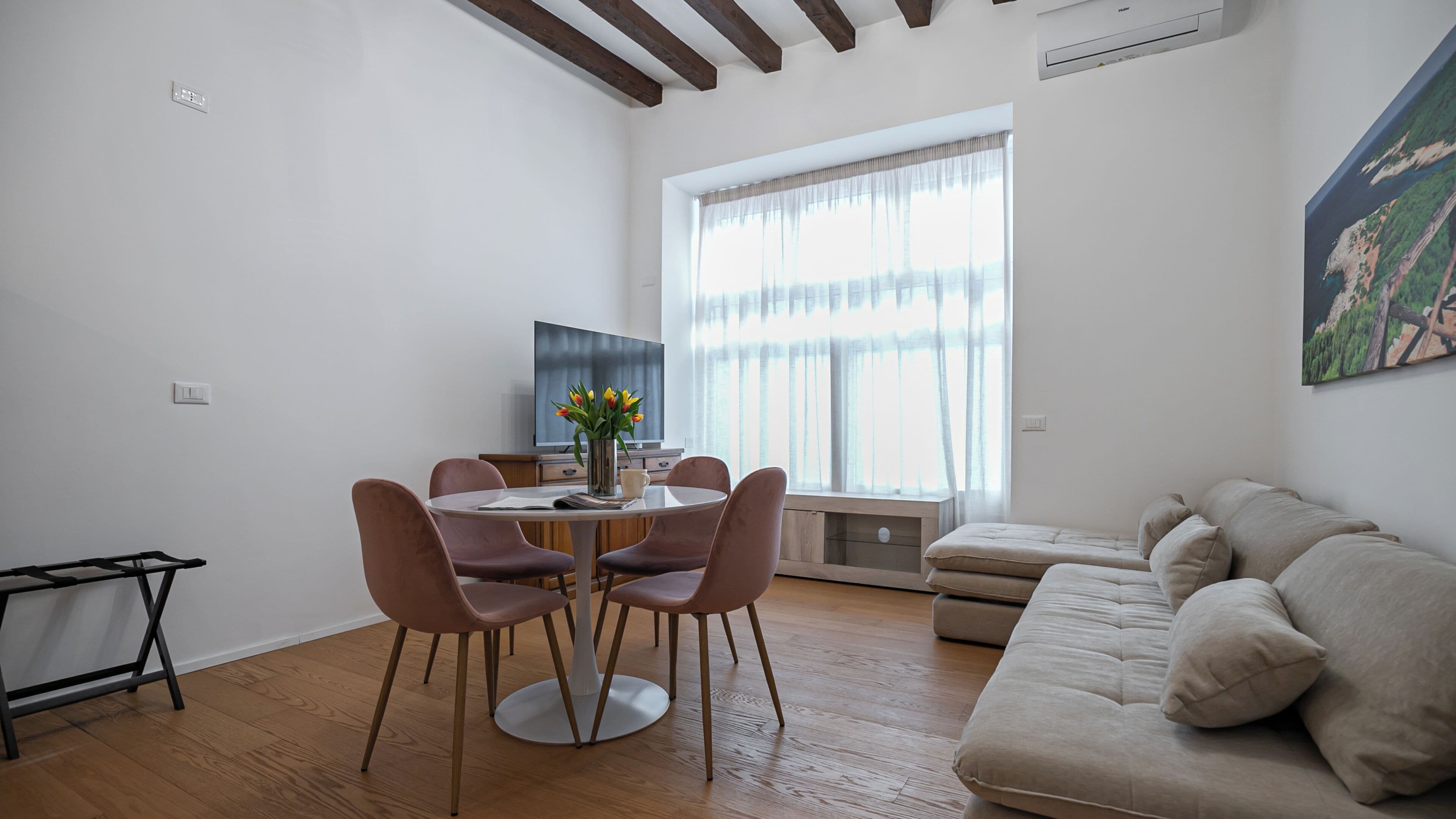 Appartamento (0 Bedroom) | Area soggiorno