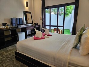 Classic Double Room, Pool View | In-room safe, desk, blackout drapes, iron/ironing board