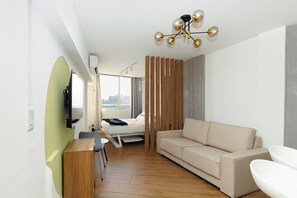 8 habitaciones, wifi gratis y ropa de cama