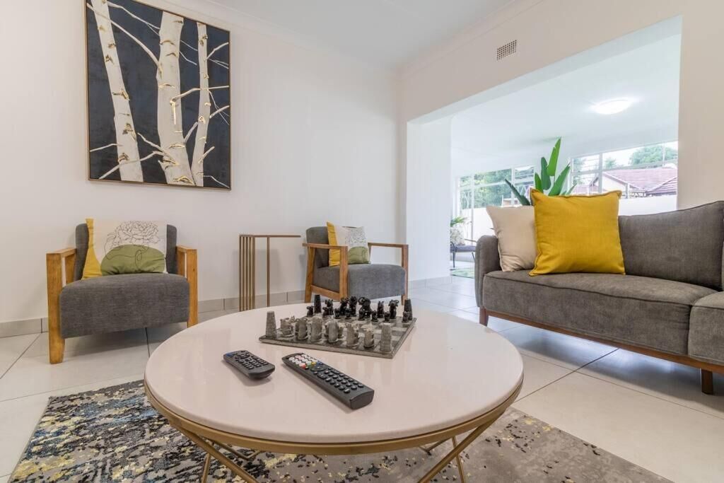 Deluxe Villa, Patio, Garden View | Games room